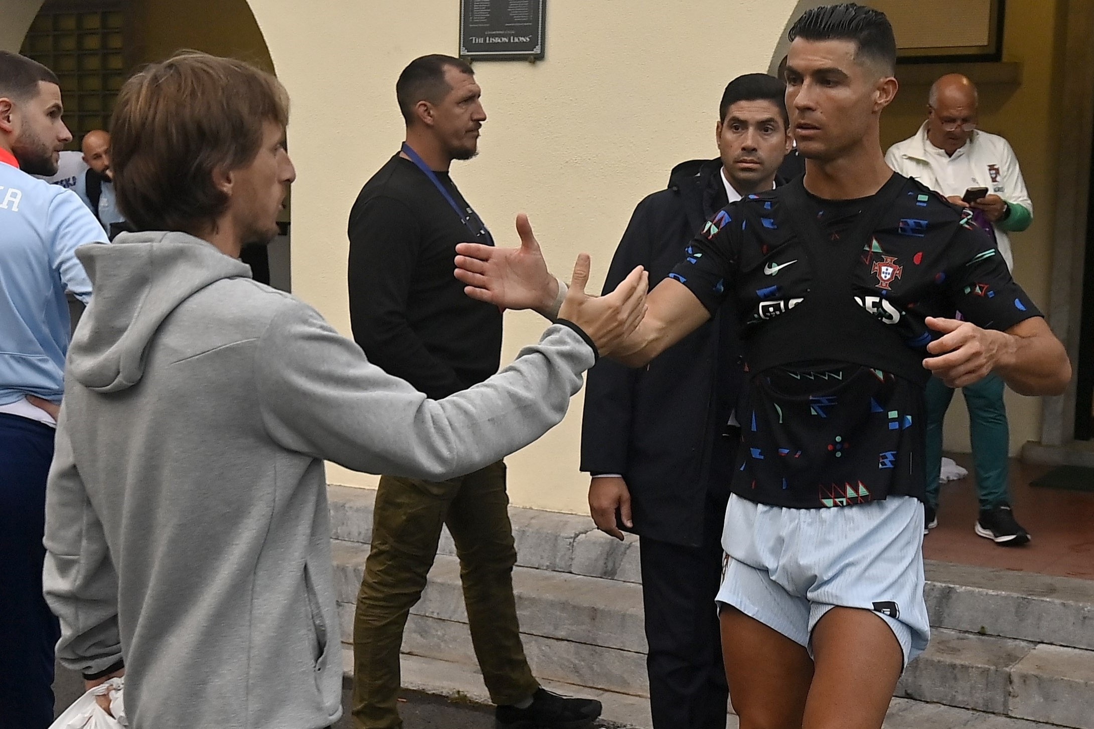 克罗地亚队迎来欧预赛首场胜利，士气大振的简单介绍