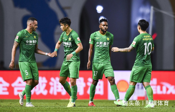 苏宁客场胜球，领跑积分榜继续保持领先位置