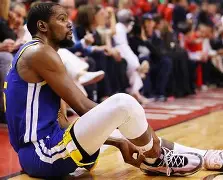 关于杜兰特参加训练遭阻止健康状况受关注的信息